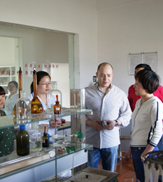 宏遠(yuǎn)環(huán)保鈣鋅穩(wěn)定劑與福建某管材出口公司攜手合作 共同成長(zhǎng)！